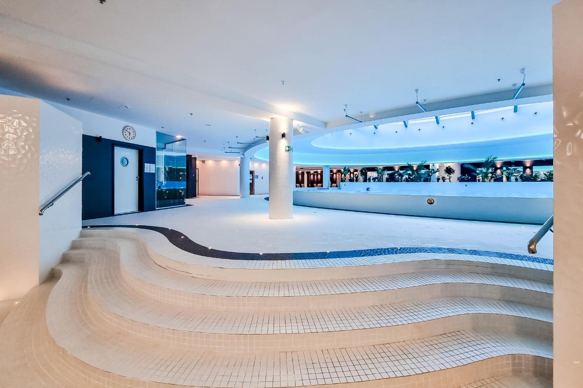 Hanza Tower Apartment No 628 - 6Th Floor, Balcony, Swimming Pool シュチェチン エクステリア 写真